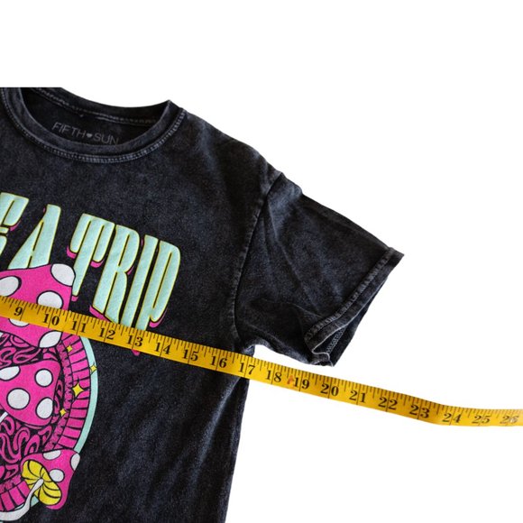 Fifth Sun Take A Trip World Tour 1990 Black T-Shirt Neon Mushroom Design /Cities - Picture 7 of 11